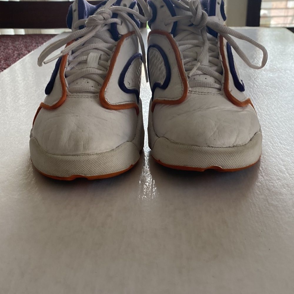 JORDAN Women’s White Leather Sneakers Size 7 - Picture 10 of 11